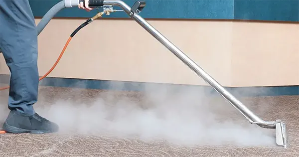 Nettoyage professionnel de moquette à Toulon par Prestaclean - Élimination des taches, acariens et mauvaises odeurs