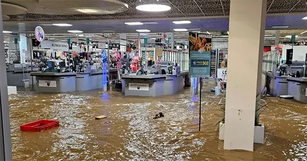 Prestaclean : Nettoyage après sinistre à Toulon - Dégâts des eaux, incendies, inondations